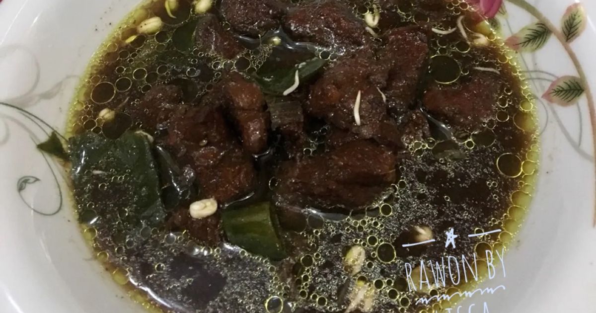 Rawon daging sapi