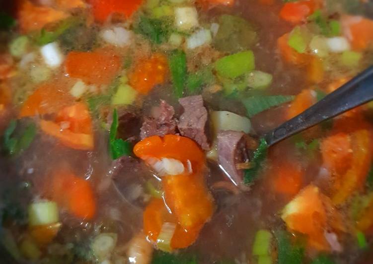 Langkah Mudah untuk Menyiapkan Sup Daging Kuah Bening, Bisa Manjain Lidah
