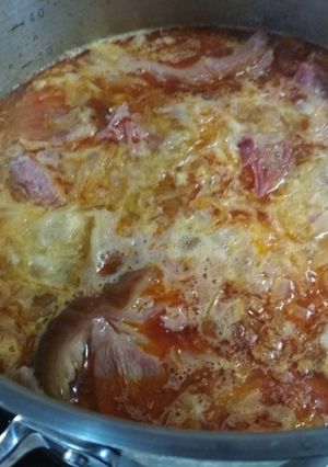 Korhelyleves füstölt csülökkel recept fotója