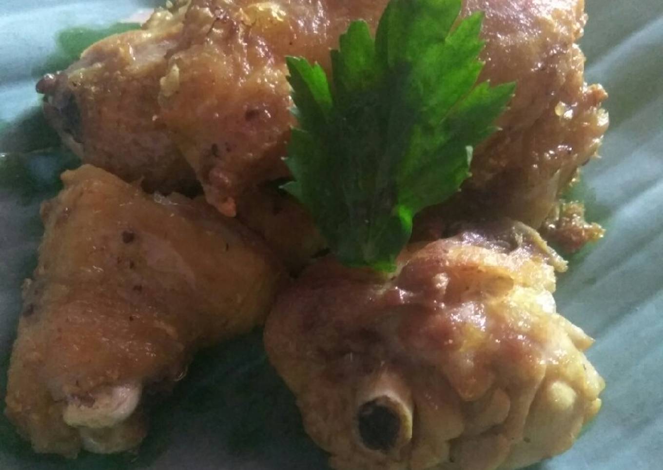 Ayam goreng kunyit