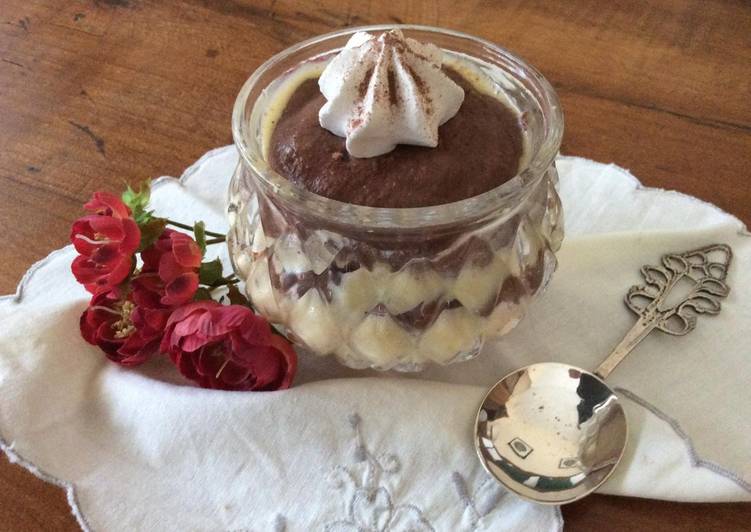 Zuppa inglese in bicchieri monodose