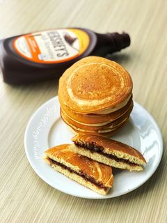 Hình của món Bánh Rán Đoremon+Syrup Chocolate.