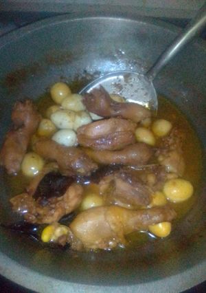 Foto resep Semur ayam telor puyuh sederhana
