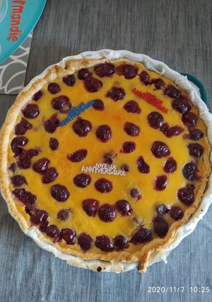 Une photo de Flan au 🍒