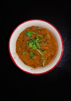 A picture of Rajma masala.