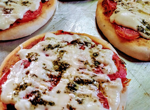 Una foto de Pizza con polvo de hornear Royal