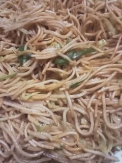 चाऊमिन (chowmein recipe in Hindi) रेसिपी मुख्य फोटो