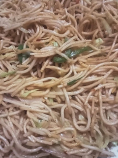 चाऊमिन (chowmein recipe in Hindi) रेसिपी मुख्य फोटो