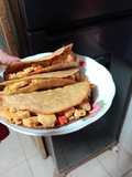 Tacos rellenos de trozos de hamburguesa