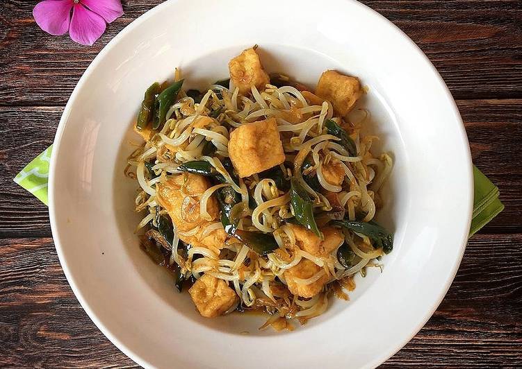 Oseng kecambah/Toge Rebon