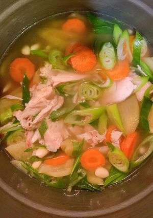 รูปของ ซุปอกไก่พาสต้า🍲🥕🥔style by barbie👩🏼‍🍳