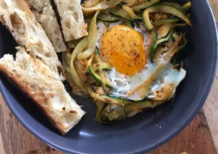 Étapes pour faire Super rapide Fait maison NID D’ŒUF À LA COURGETTE