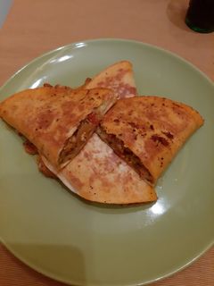 Csirkés quesadilla recept fotója