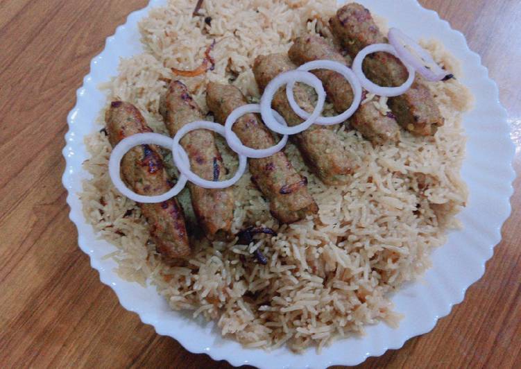 Recipe of Ultimate Seekh kabab pulao |kokabncookpad (Eid special)