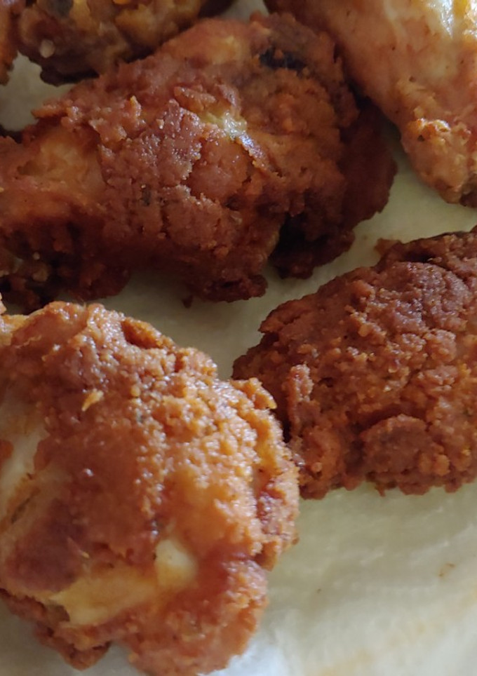 Una foto de Alitas crujientes caseras, sin gluten