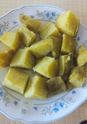 A picture of Boiled Sweet Potatoes.