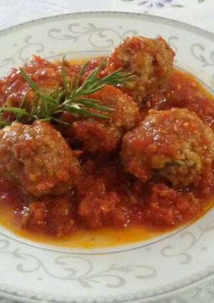 Foto principal de Albóndigas en salsa de tomate casera