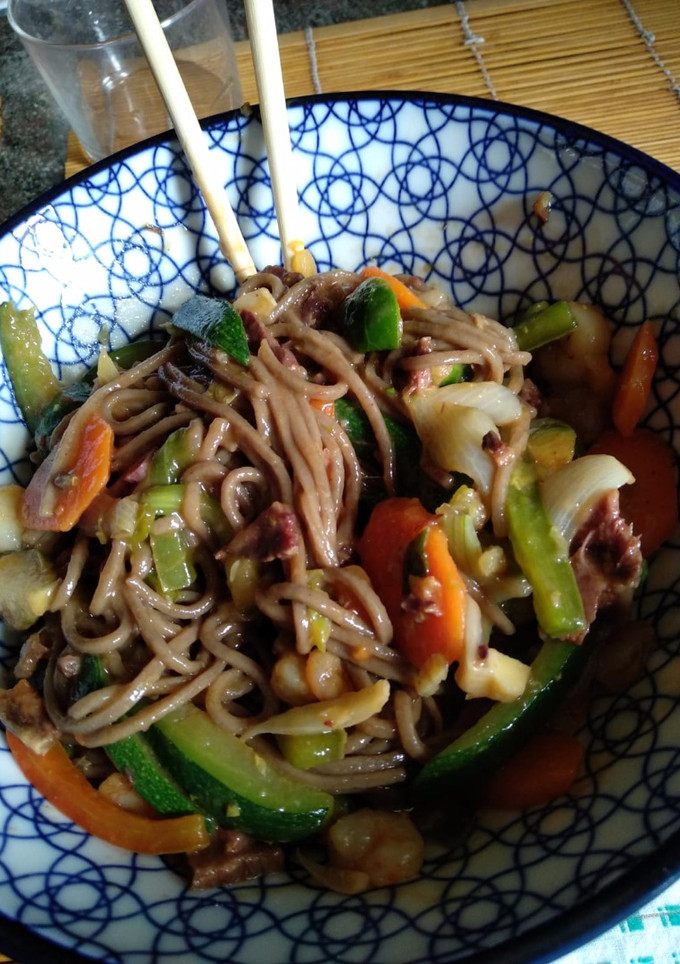 Una foto de Yakisoba