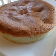 Genoise Sponge A picture of Genoise Sponge.