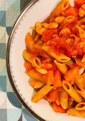 A picture of Pasta with Peppers and Cannellini Beans.