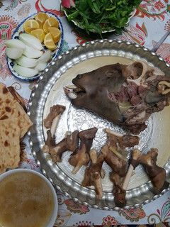 عکسی از دستور کله پاچه خونگی!