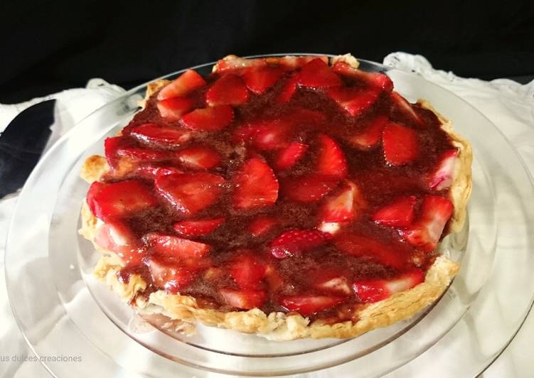 Tarta de fresas con crema de limón