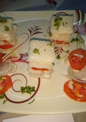 A picture of Hang curd Veg sandwich.