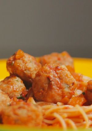 Foto resep Spaghetti Bakso Italia | Spaghetti Meatball