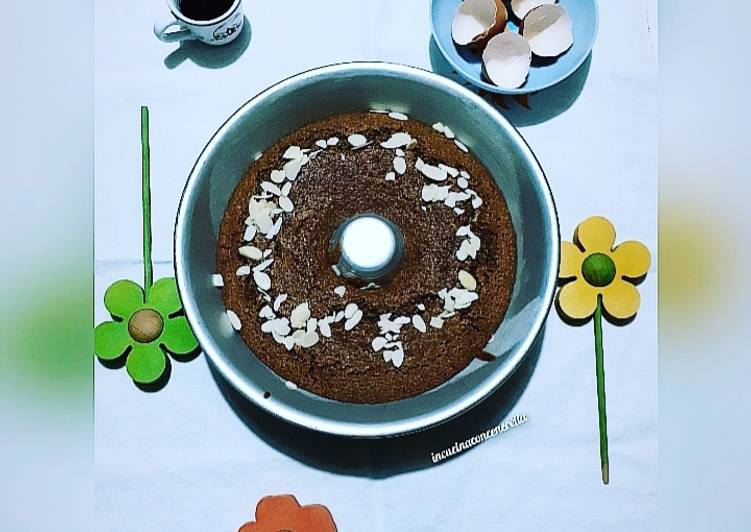 Ciambella mandorle,caffè e cioccolato bianco