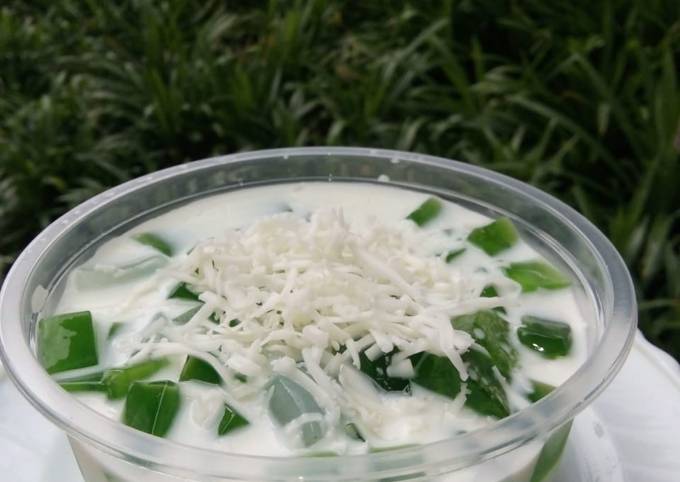 Langkah Mudah untuk Membuat Buko Pandan, Bikin Ngiler