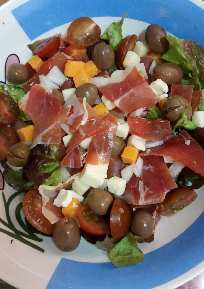 Una foto de Ensalada"Serrana"