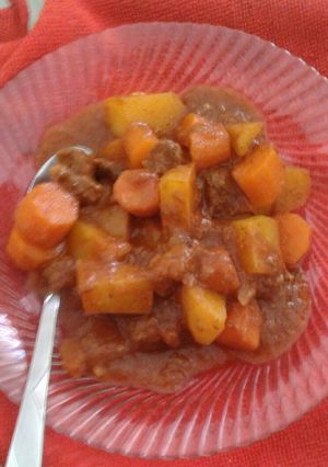 عکسی از دستور خوراک گوشت و سیب زمینی