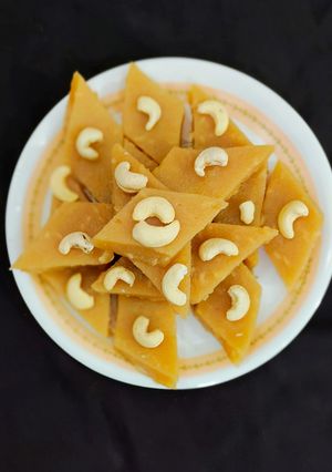পালো ও পাথড় কাটা পিঠে(palo o pathar kata pithe recipe in Bengali) রেসিপির প্রধান ছবি