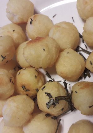 Una foto de Papas Duquesas al Romero