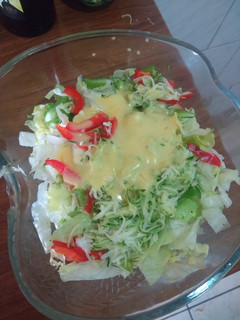 Una foto de Aderezo agridulce para ensalada