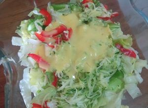 Una foto de Aderezo agridulce para ensalada