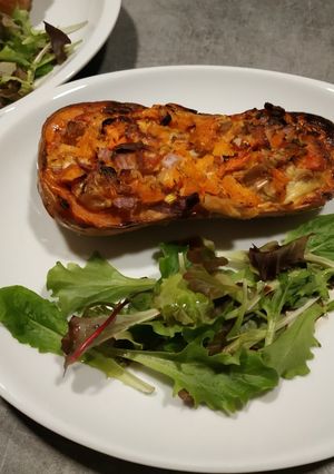 Une photo de Butternut farci gratiné