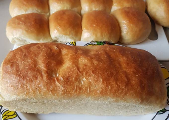 Easiest Way to Prepare Any-night-of-the-week Bread and buns