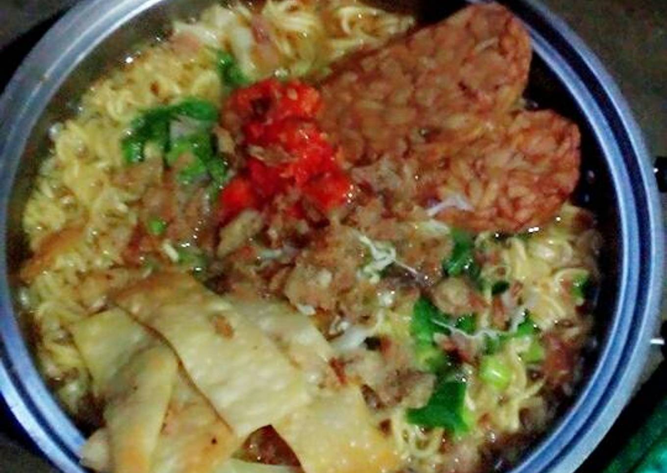Mie rebus kare. . . . Suksess. . . ..