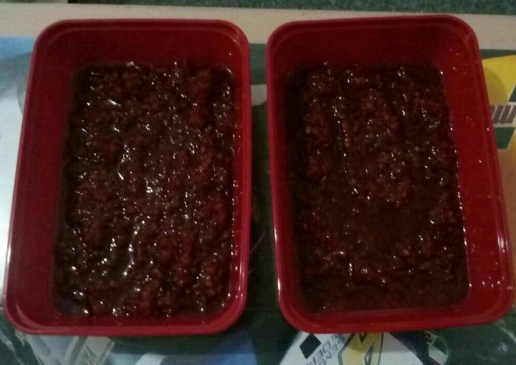 Resep Bumbu Sambal Merah Serbaguna, Menggugah Selera