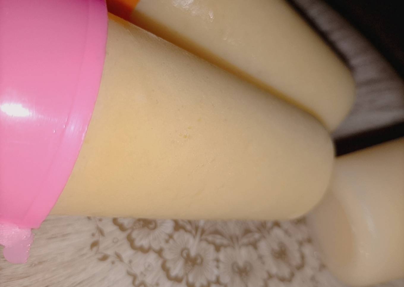 Mango kulfi