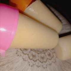 A picture of Mango kulfi.