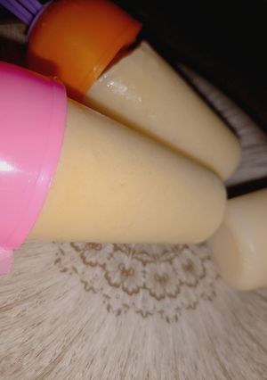 A picture of Mango kulfi.