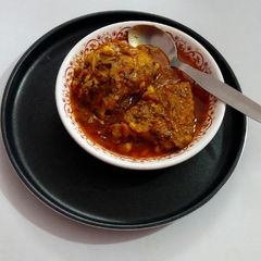 A picture of Katla fish curry.