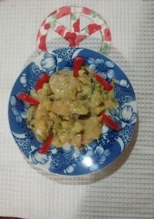 Una foto de Pechuga de pollo a la crema de puerros