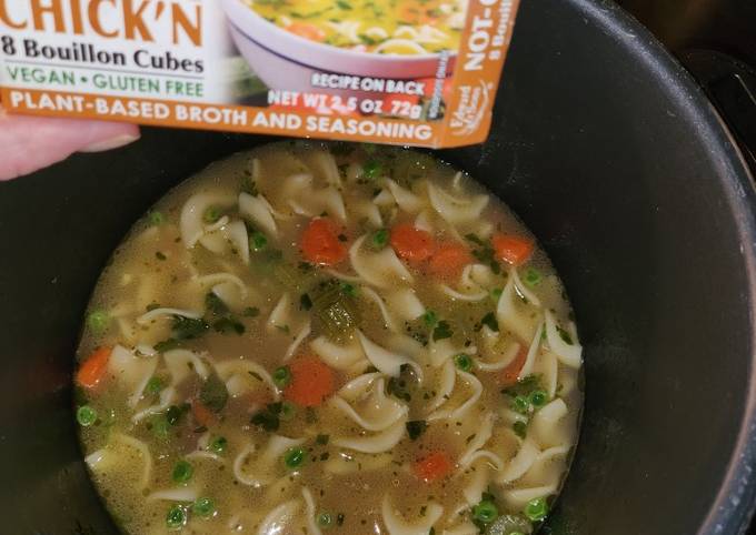 Easy pressure cooker meatless chicken Noddle soup