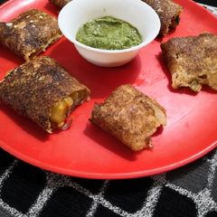 A picture of Rava masala cut dosa sooji masala cut dosa.