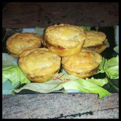 A picture of Mini veg pies.