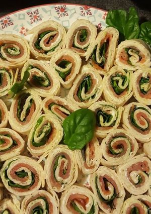 Une photo de Wraps Saumon Epinards