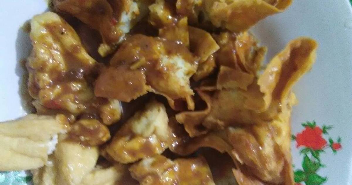 Resep Batagor komplit teri ayam bumbu sate oleh Mama Resep Batagor komplit teri ayam bumbu sate oleh Mama